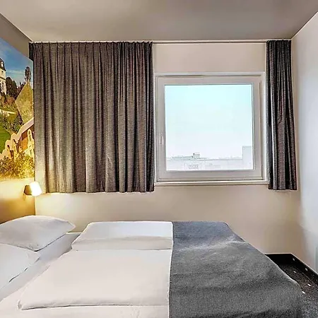 Bonn-west Hotel